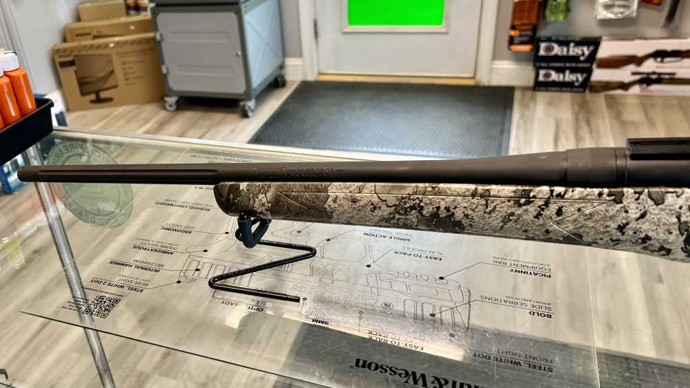 Mossberg Patriot 308 Win Bolt Action Rifle TrueTimber Strata Camo 22 inch-img-1