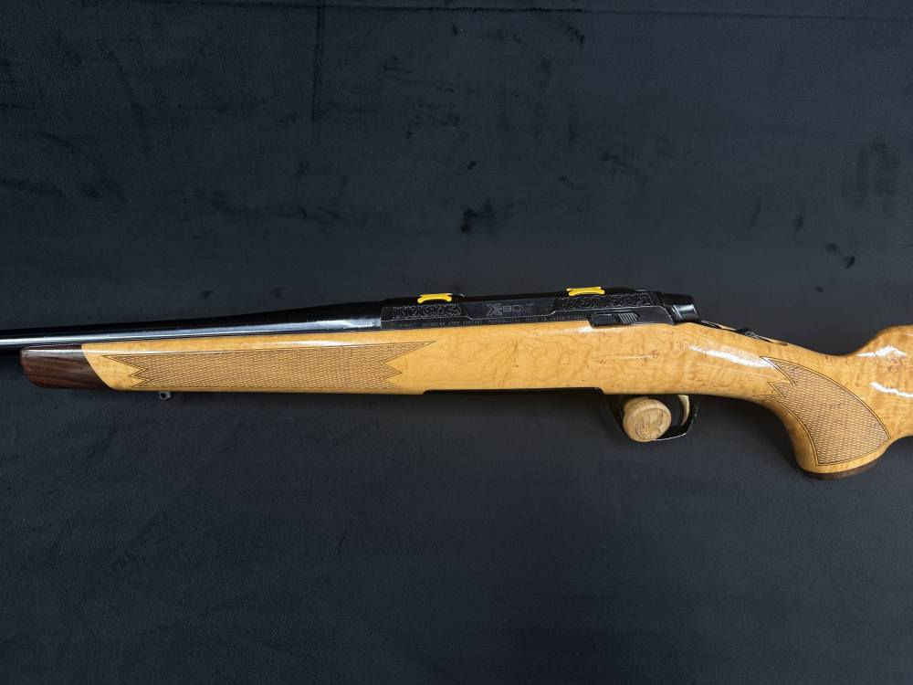 New! Browning X-Bolt 2 Maple Medallion Bird's Eye 6.5CM 22" 036129282-img-6