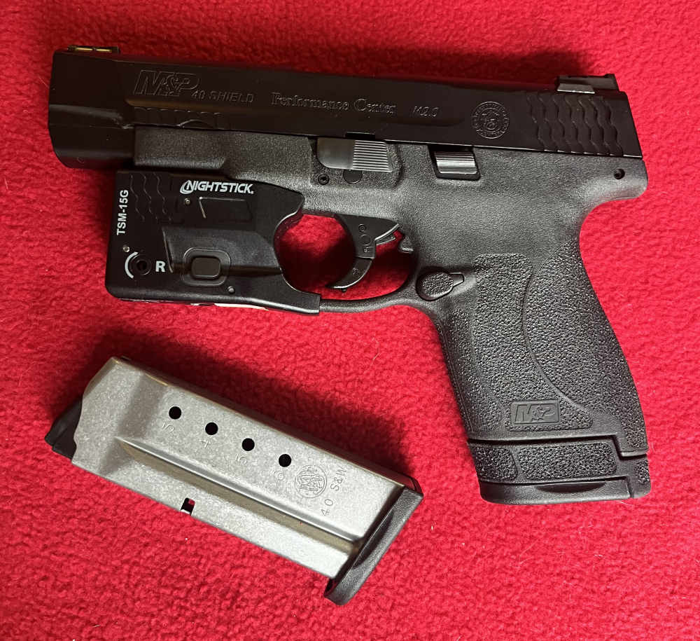 NIB - S&W Performance Center M&P40 Shield M2.0 - W/ Nightstick Light/Laser-img-2