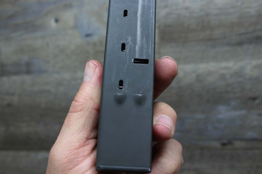 1976 Israel 5 Mag pouch & 4-25 rd Mags 1-32 rd mag Uzi 9mm-img-8
