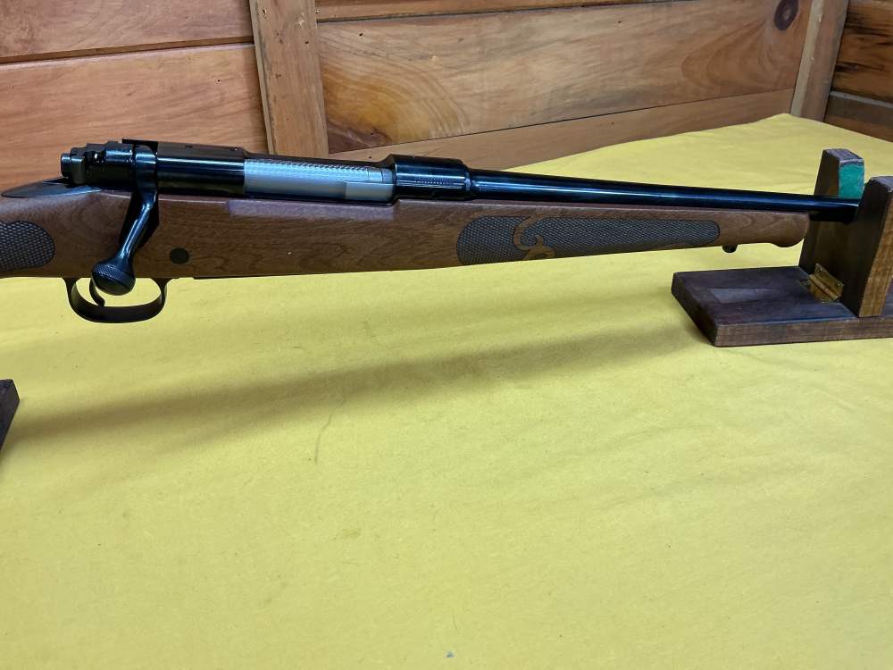 WINCHESTER MODEL-70 FEATHERWEIGHT 270 WIN. BOLT ACTION RIFLE.-img-3