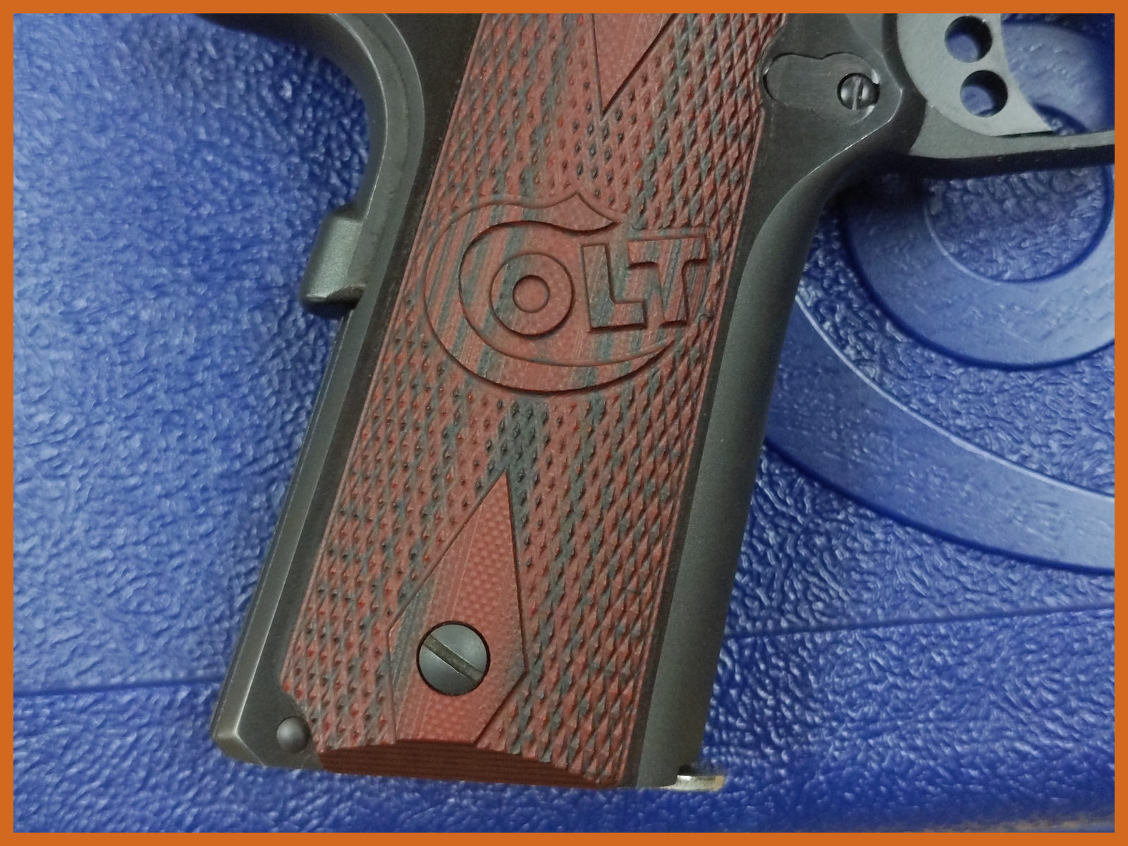Colt Combat Commander 45 Automatic O4940XE-img-2