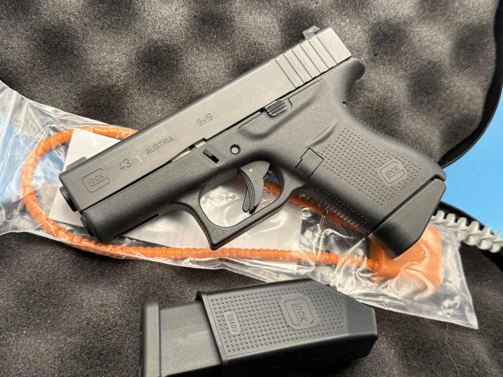 Glock 43 9mm Slimline Subcompact G43 Police Trade In GNS-img-0