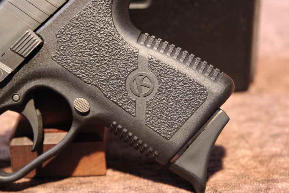Kahr PM9 9mm Luger 3" bbl w/ Box One Magazine-img-9