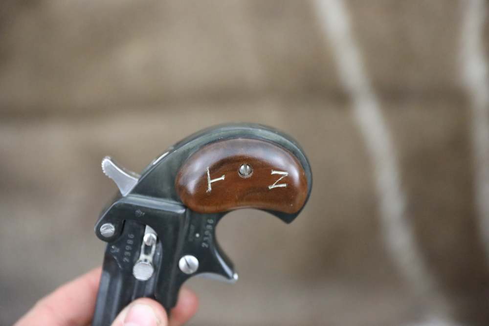C056* Hawes Derringer 22 WMR MAG 3"-img-5