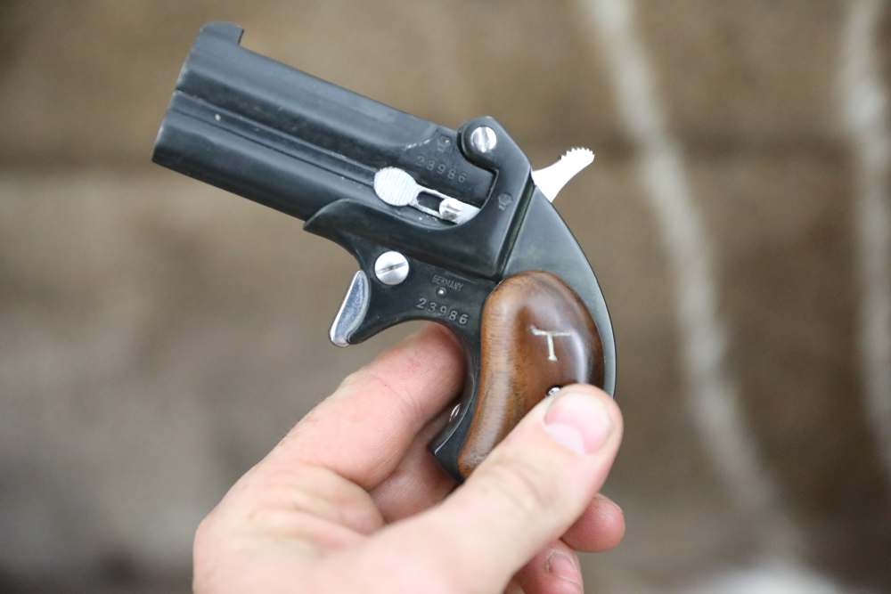 C056* Hawes Derringer 22 WMR MAG 3"-img-4