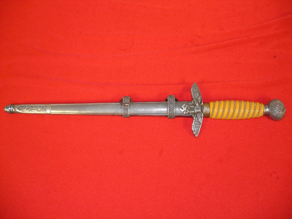 German Luftwaffe 2nd Model Officer’s Dagger F.W. Höller SOLINGEN-img-0