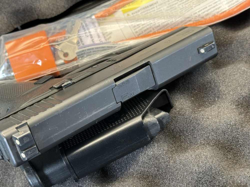 Glock 43 9mm Slimline Subcompact G43 Police Trade In GNS-img-2