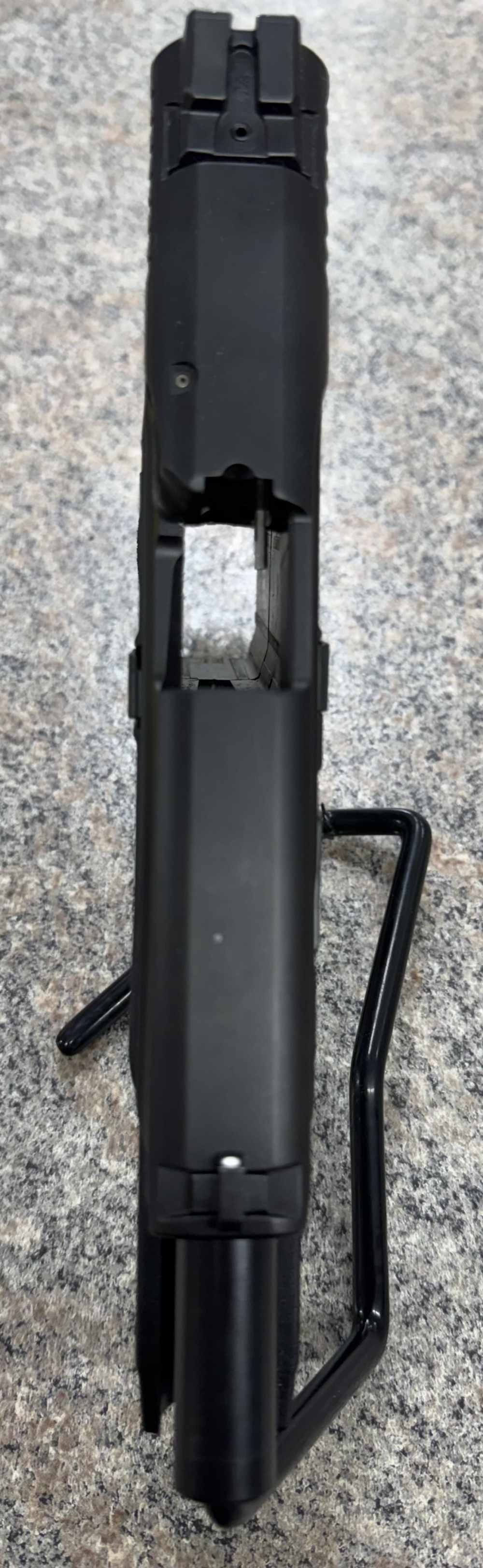Smith & Wesson M&P9 M2.0 9mm 4" Semi-Auto Pistol – Excellent Condition-img-12