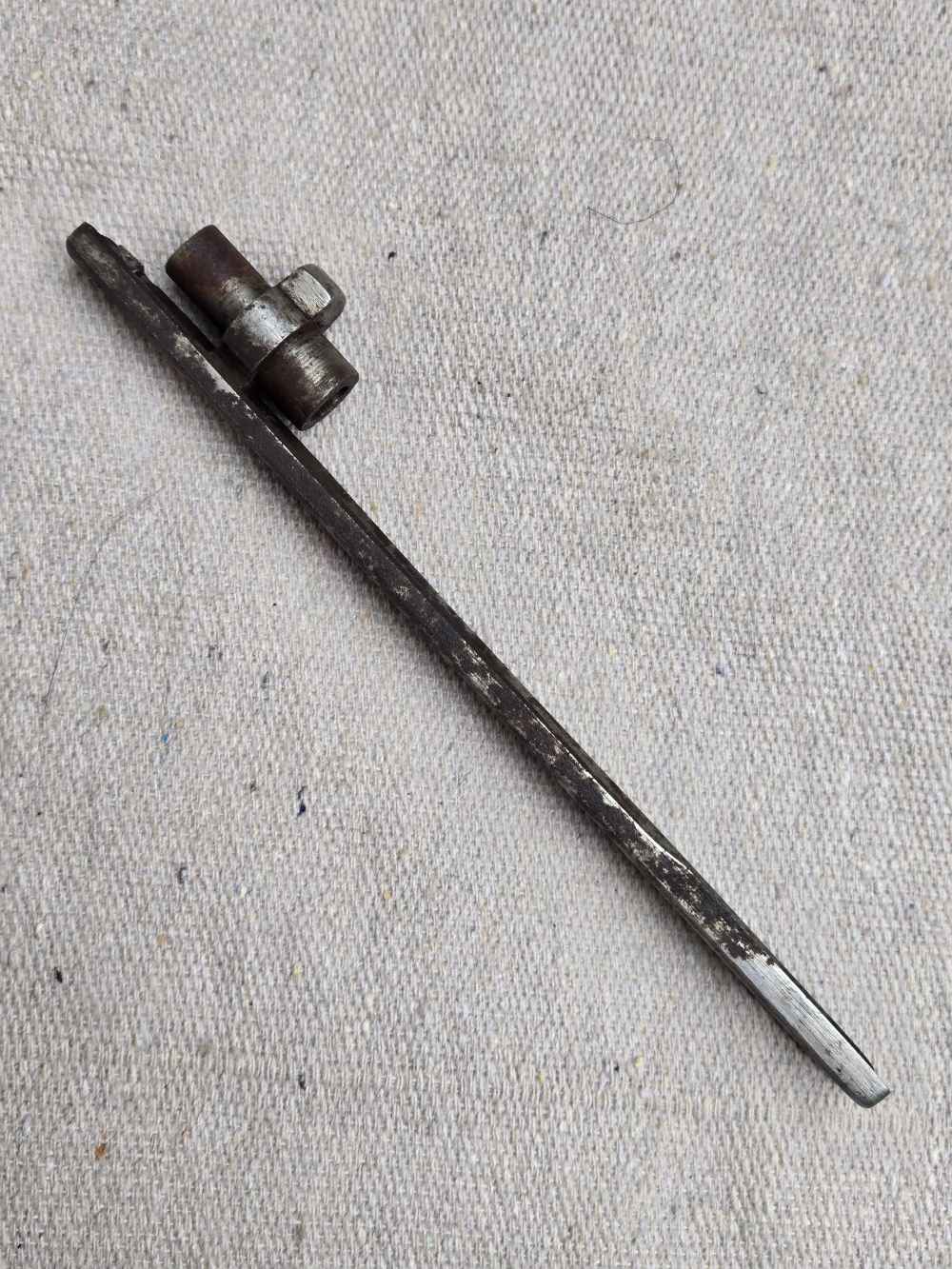 Early Izhevsk-Marked Mosin M91 Bolt Connector-img-1