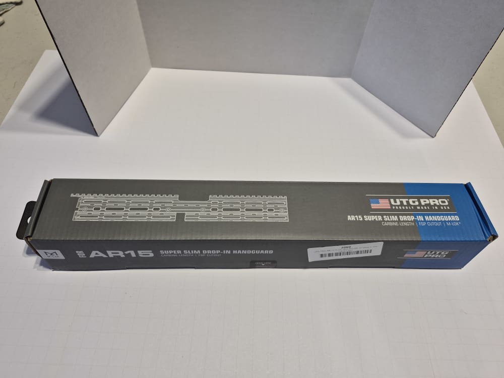 UTG Pro® AR15 Super Slim Handguard, Drop-in, Carbine-length, 15” FSP Cutout-img-6