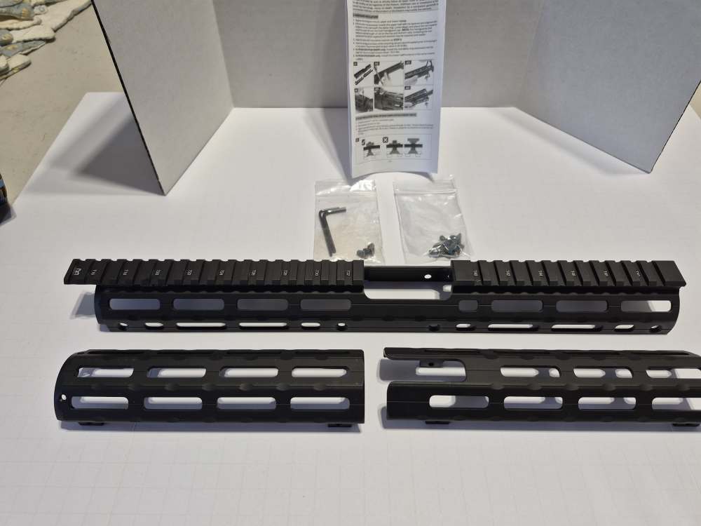 UTG Pro® AR15 Super Slim Handguard, Drop-in, Carbine-length, 15” FSP Cutout-img-3