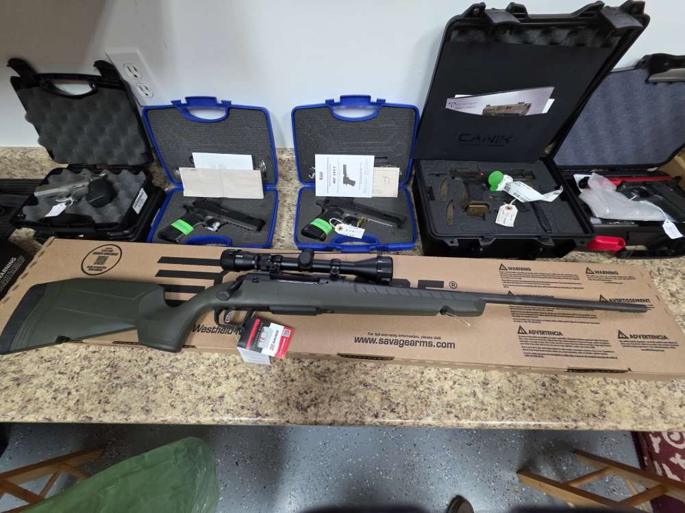 SAVAGE AXIS 2 XP GREEN 243 WIN 22" 4-RD BOLT ACTION RIFLE-img-0