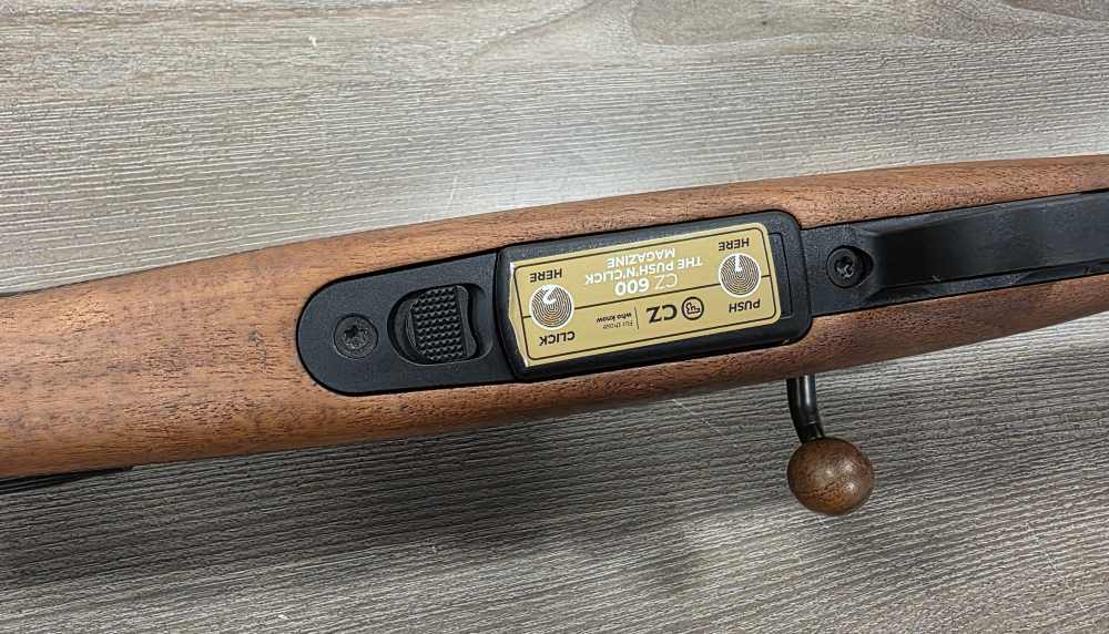 CZ-USA 600 ST1 .223 Rem Bolt Action Rifle 20" W/Vortex Scope PRISTINE-img-9