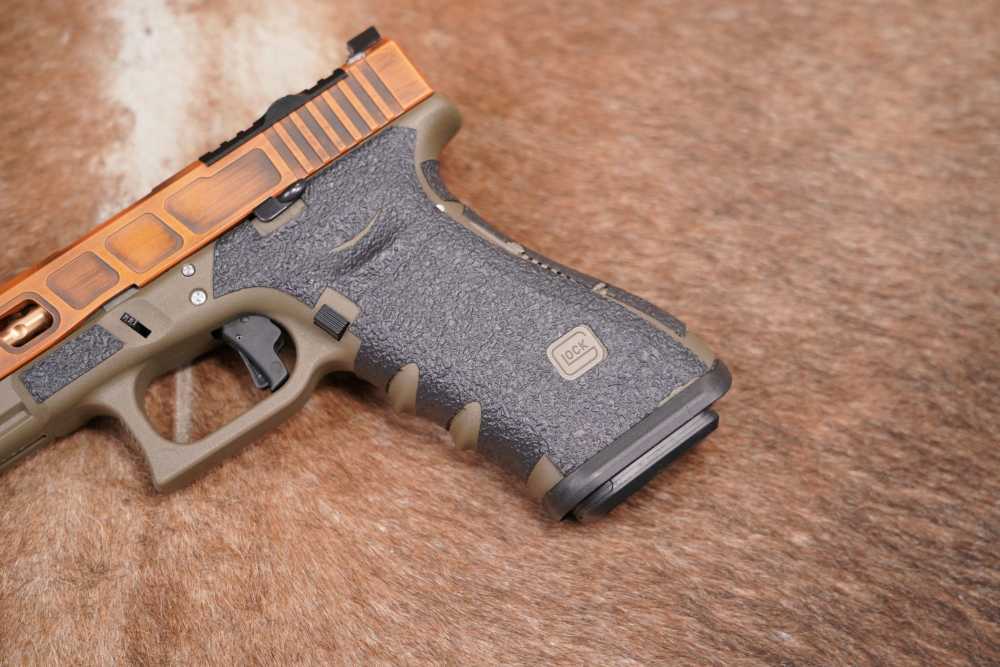 Custom Glock G17 Gen 3 OD Zev Barrel 9mm Optic Ready Striker Fired Pistol-img-4