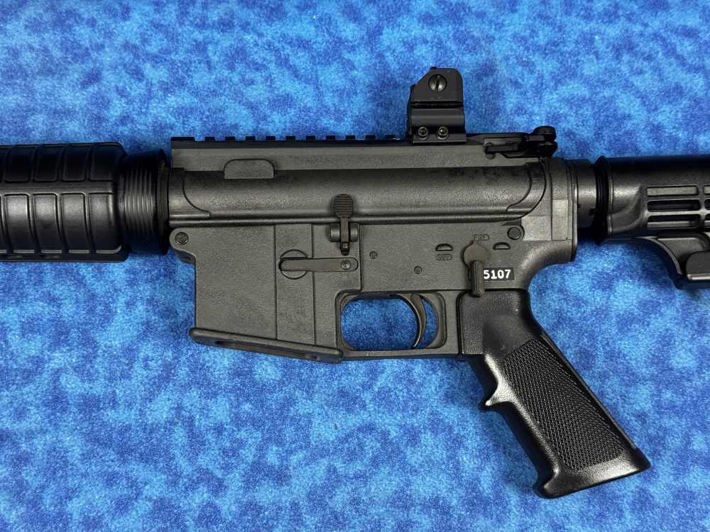 Bushmaster Carbon 15 .223 / 5.56 Semi-Auto Rifle Collapsible Stock *LAYAWAY-img-9