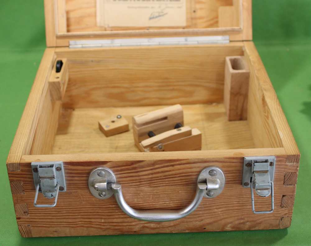 World War 2 German Navy Kriegsmarine Drum Sextant w/ Box & Inspection Form-img-11