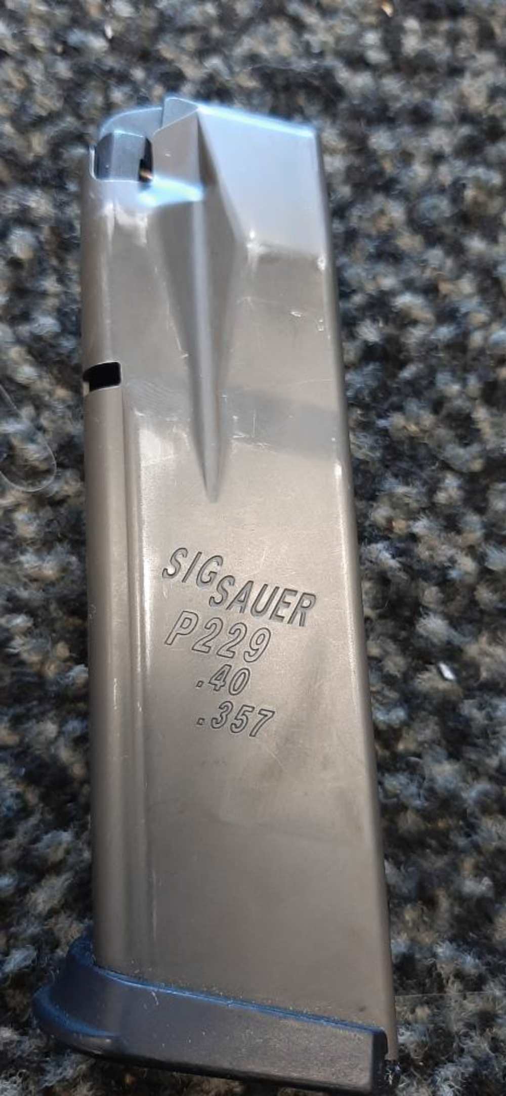 SIG SAUER PISTOL P229 LEGION Q SERIES GREEN DOT WITH LIGHT-img-10