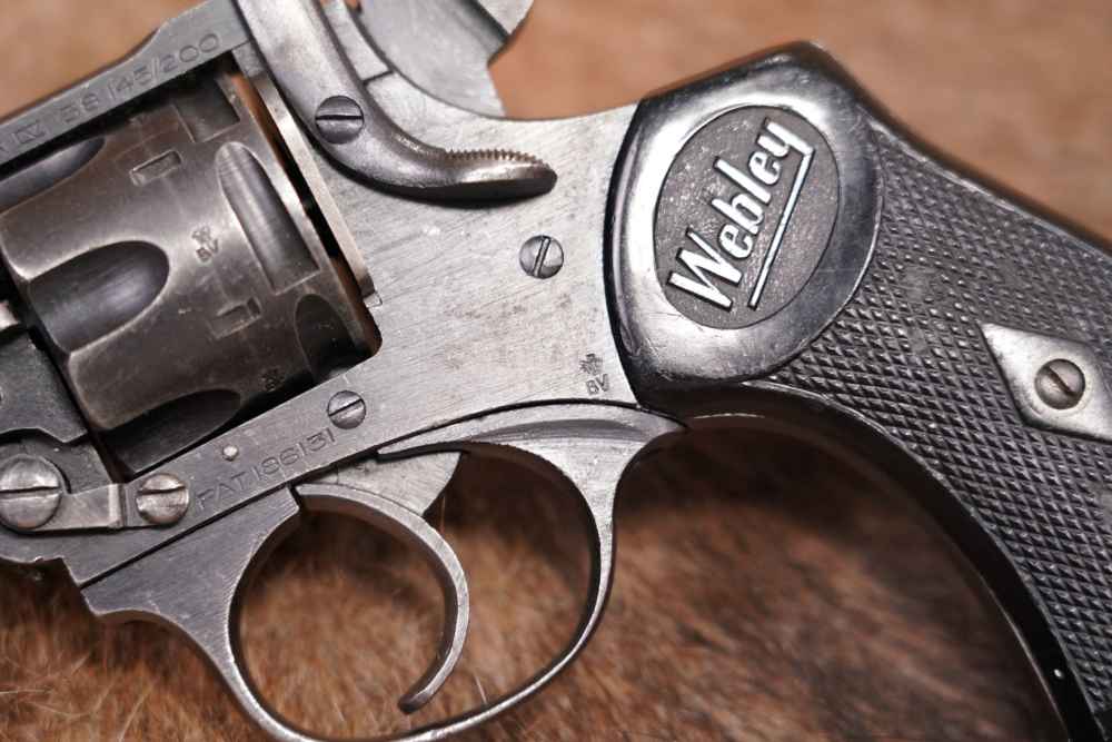 WWII Webley & Scott Mark IV War Finish .38/200 SA/DA Revolver 1940-1941 C&R-img-6