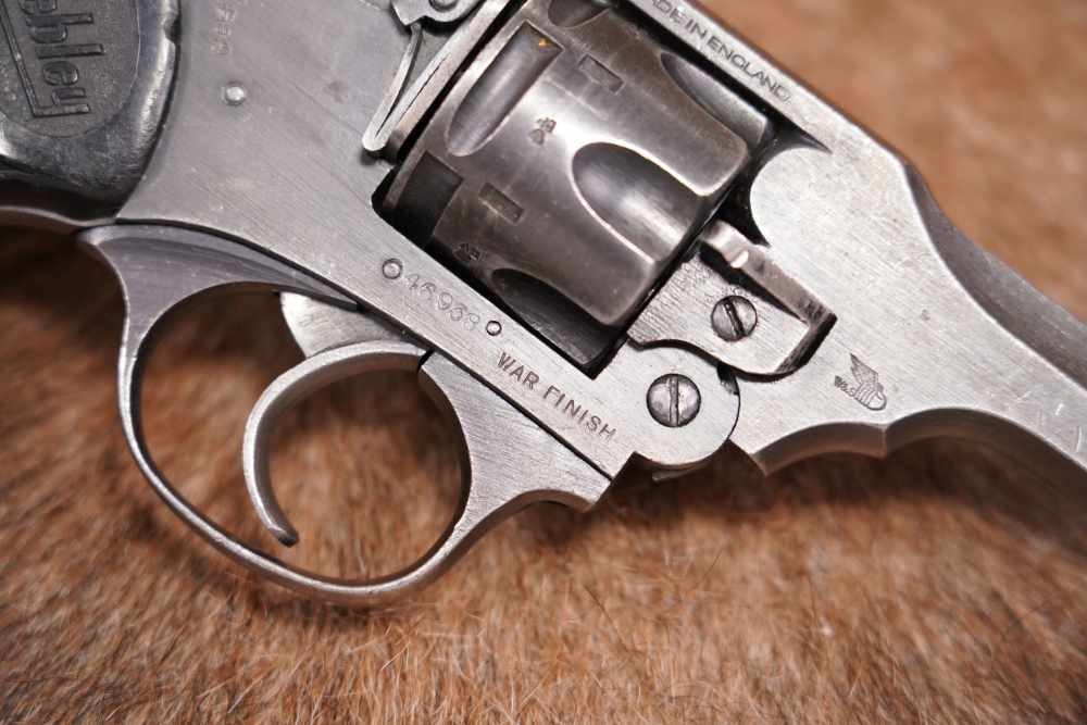 WWII Webley & Scott Mark IV War Finish .38/200 SA/DA Revolver 1940-1941 C&R-img-15