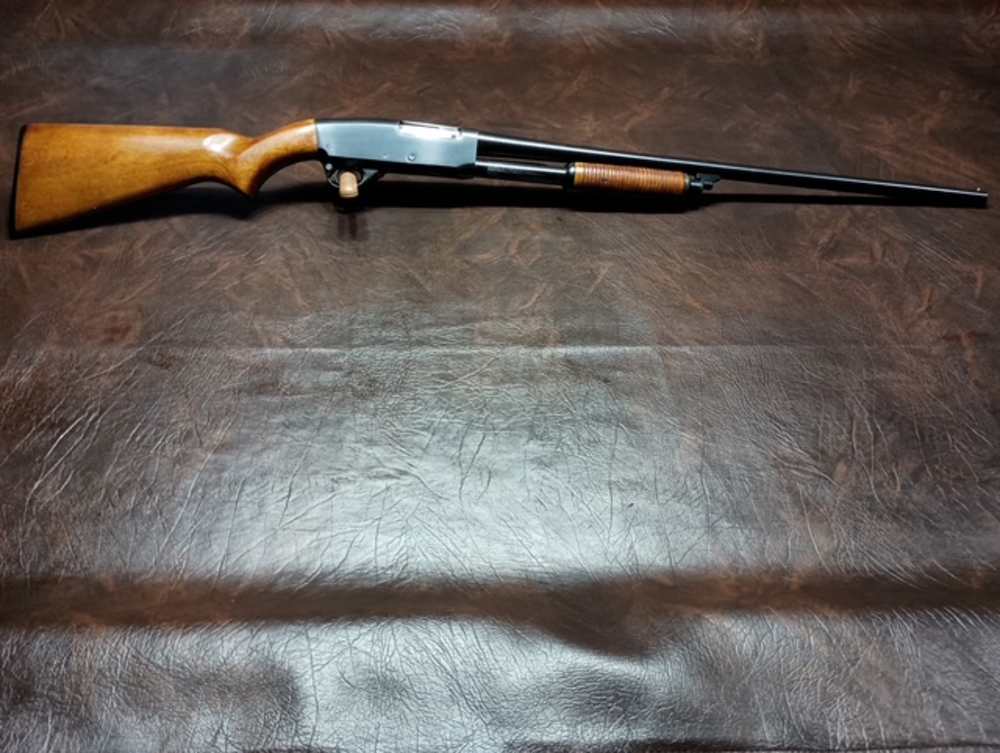 "HARD TO FIND" Springfield MODEL 67F 20 Ga Pump ( GREAT SHAPE )-img-0