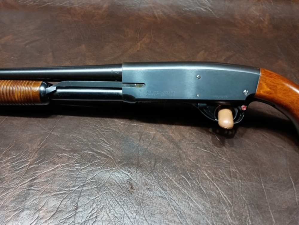 "HARD TO FIND" Springfield MODEL 67F 20 Ga Pump ( GREAT SHAPE )-img-7