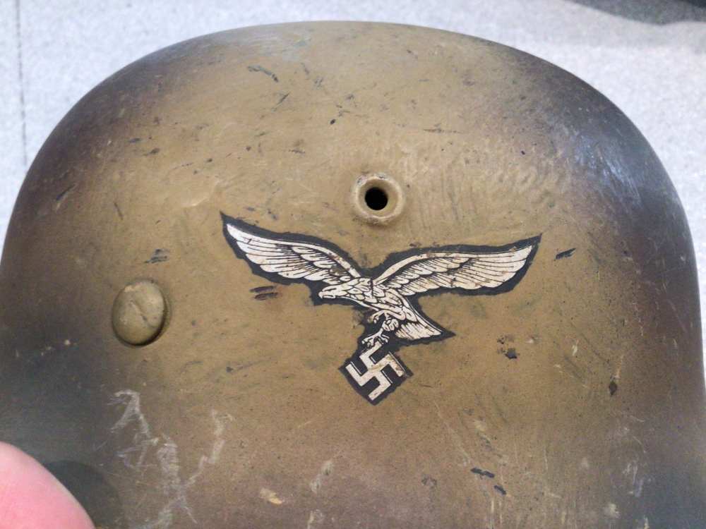 WWII German M40 Camo Helmet W/Liner-img-1