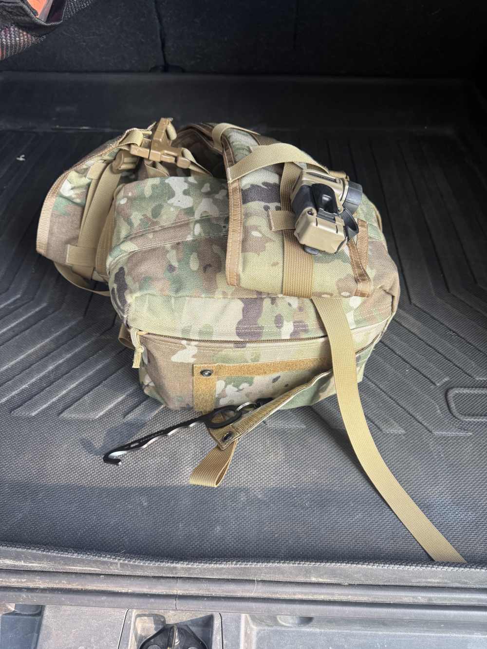 US Army Combat Casualty Care Bag, Complete & Assembled NSN 6545-01-574-8111-img-3