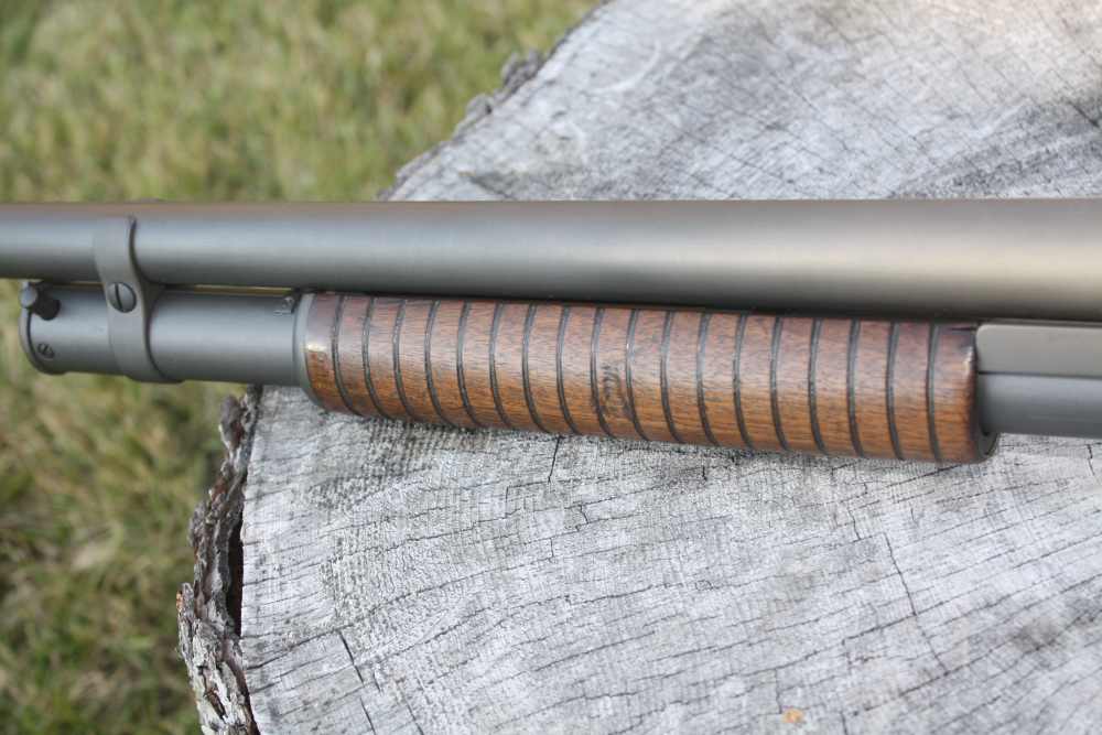 Winchester 1897 12 gauge 30" full choke. Parkerized. NICE!-img-11