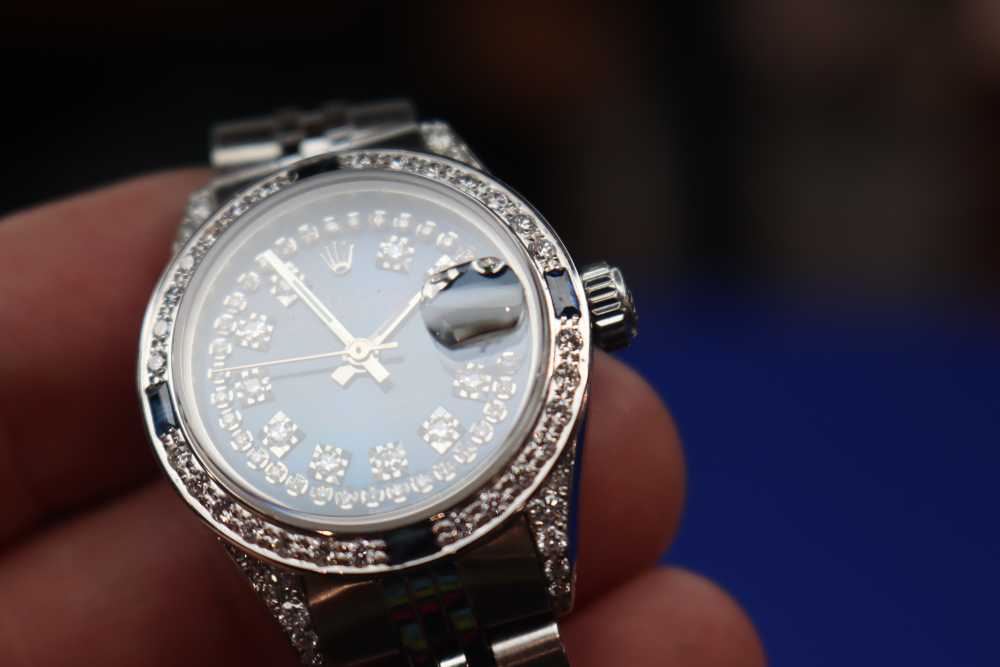 Rolex Ladies Datejust Watch Custom Natural Diamond Blue Dial Jubilee 26mm-img-19