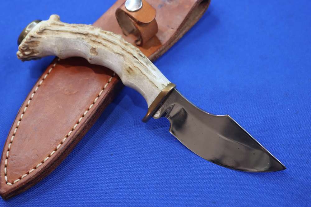 Custom Handmade Stag Antler Fixed Blade Hunting Knife 3 5/8" Leather Sheath-img-4