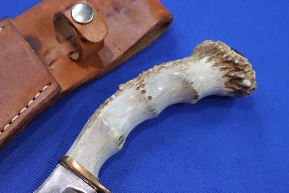 Custom Handmade Stag Antler Fixed Blade Hunting Knife 3 5/8" Leather Sheath-img-3