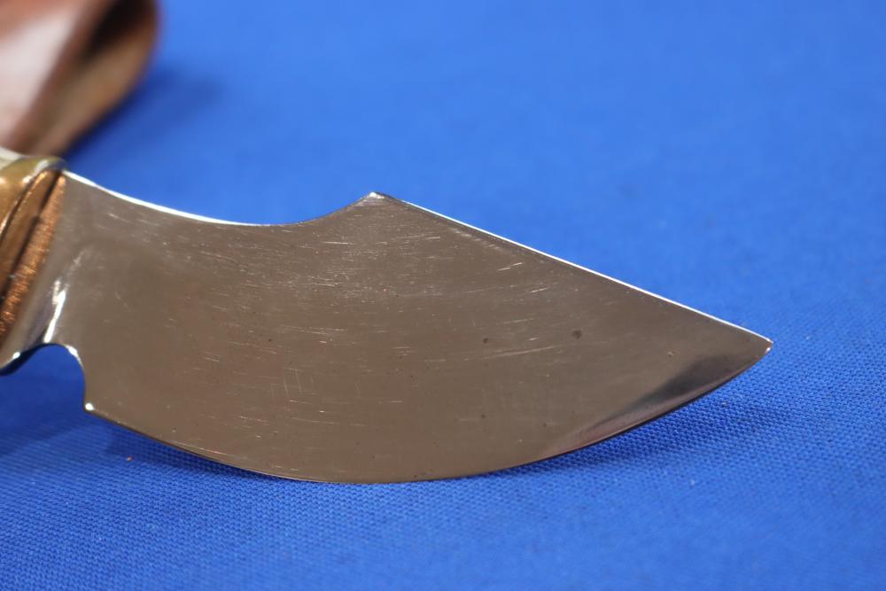 Custom Handmade Stag Antler Fixed Blade Hunting Knife 3 5/8" Leather Sheath-img-6
