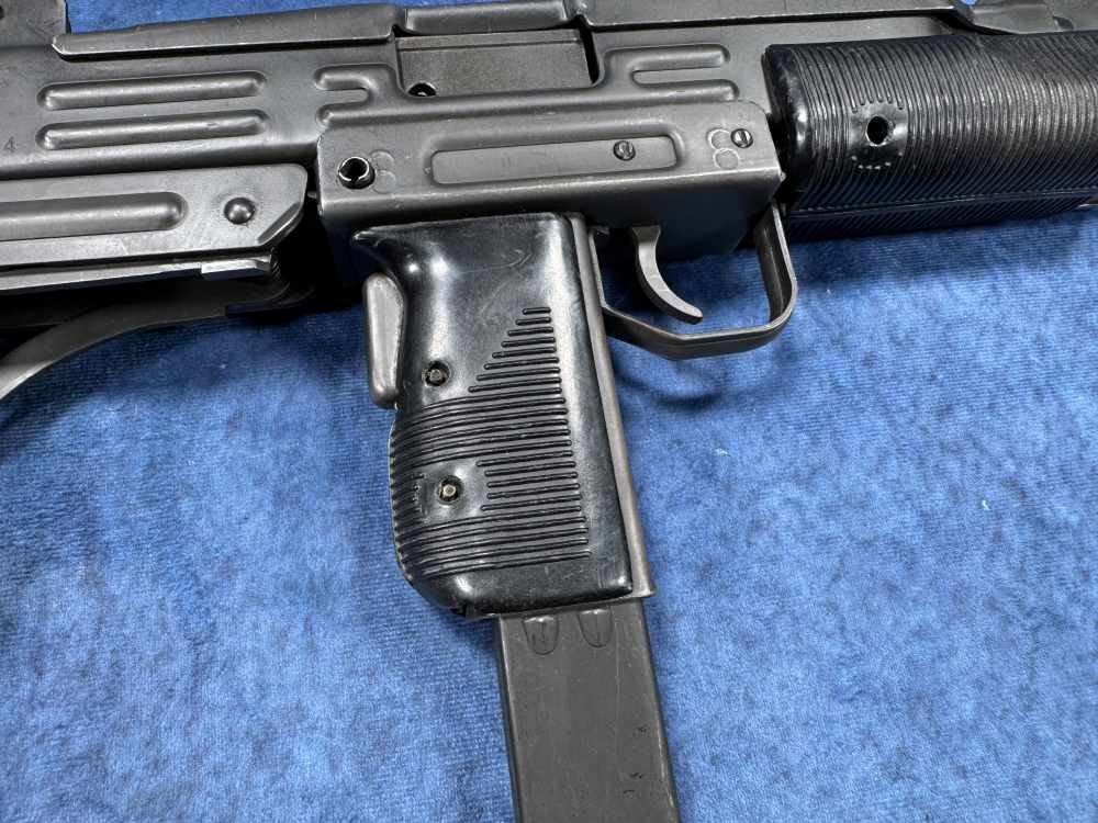 TRANSFERABLE Group Vector Uzi HR4332 EFILE READY-img-9