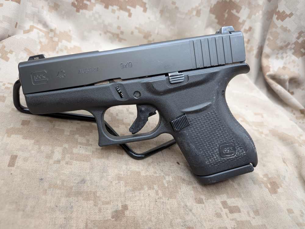 Glock 43 9MM Slimline G43 Police Trade In USED Night Sights-img-1