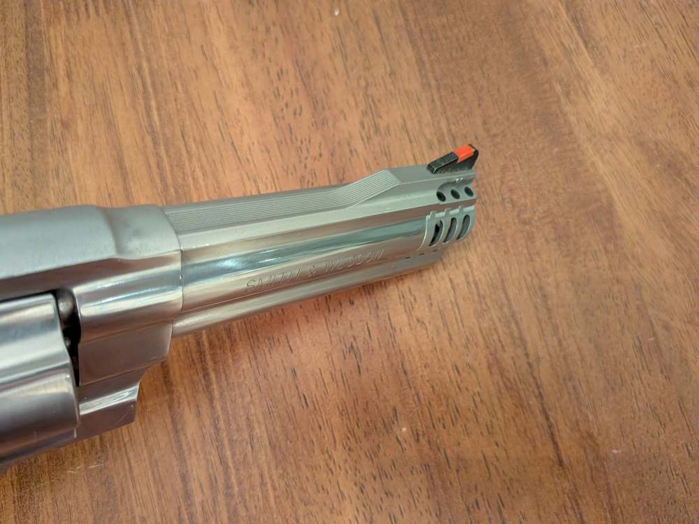 Smith & Wesson 460V XVR – .460 S&W Magnum – 5" Comp-img-20
