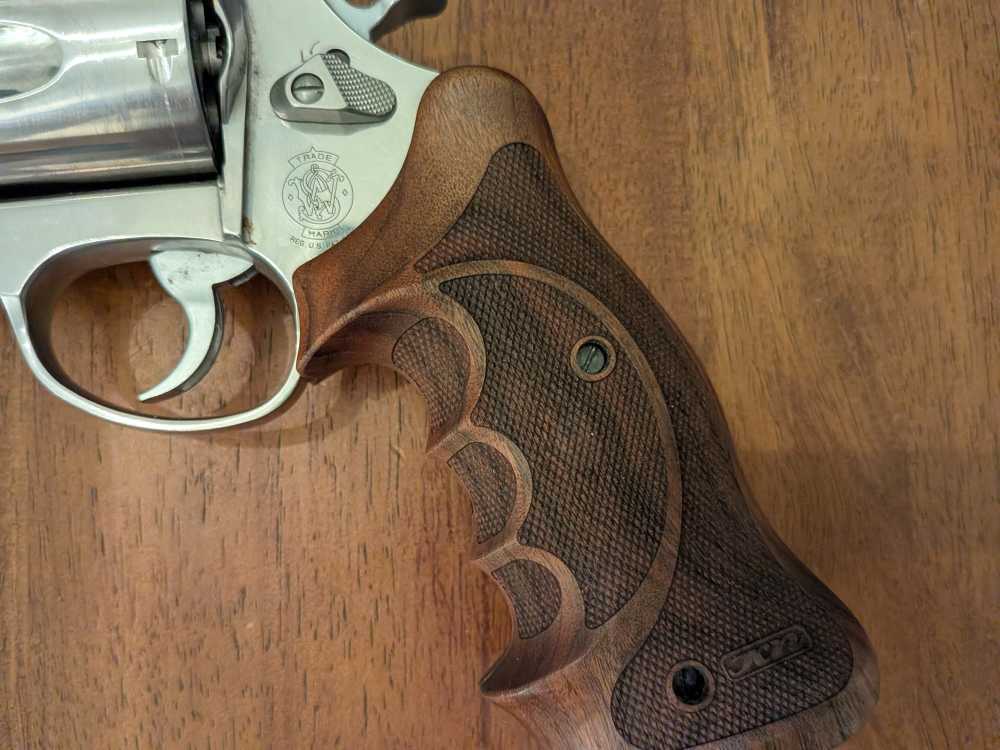 Smith & Wesson 460V XVR – .460 S&W Magnum – 5" Comp-img-13