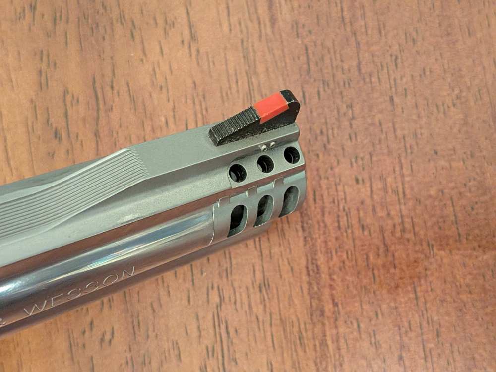 Smith & Wesson 460V XVR – .460 S&W Magnum – 5" Comp-img-37