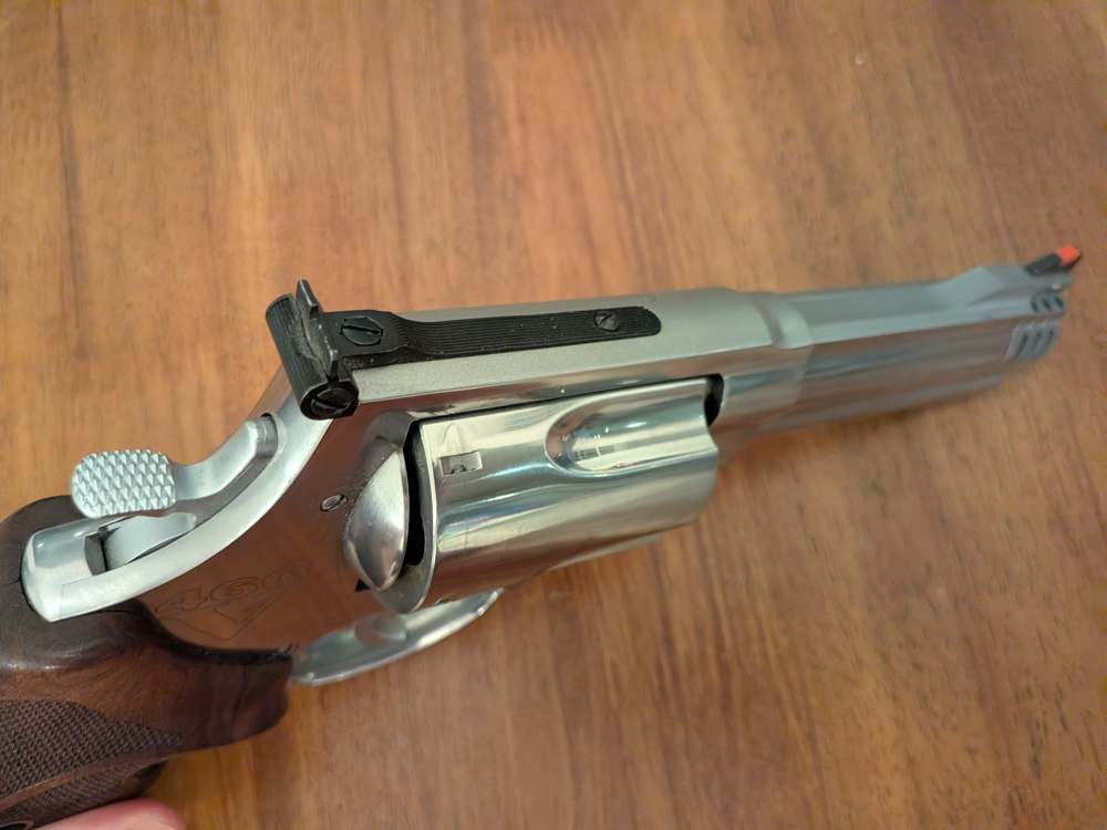 Smith & Wesson 460V XVR – .460 S&W Magnum – 5" Comp-img-22