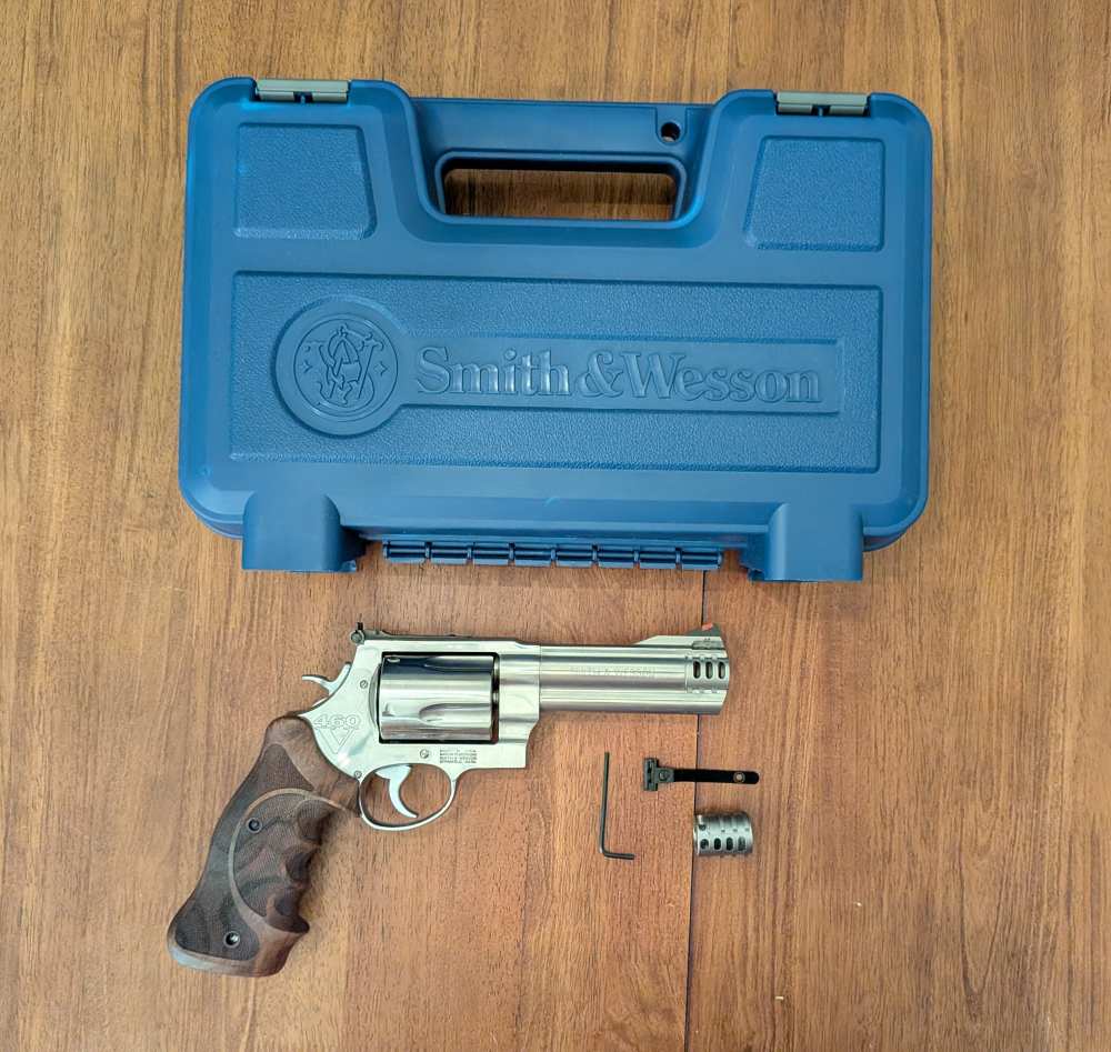 Smith & Wesson 460V XVR – .460 S&W Magnum – 5" Comp-img-0