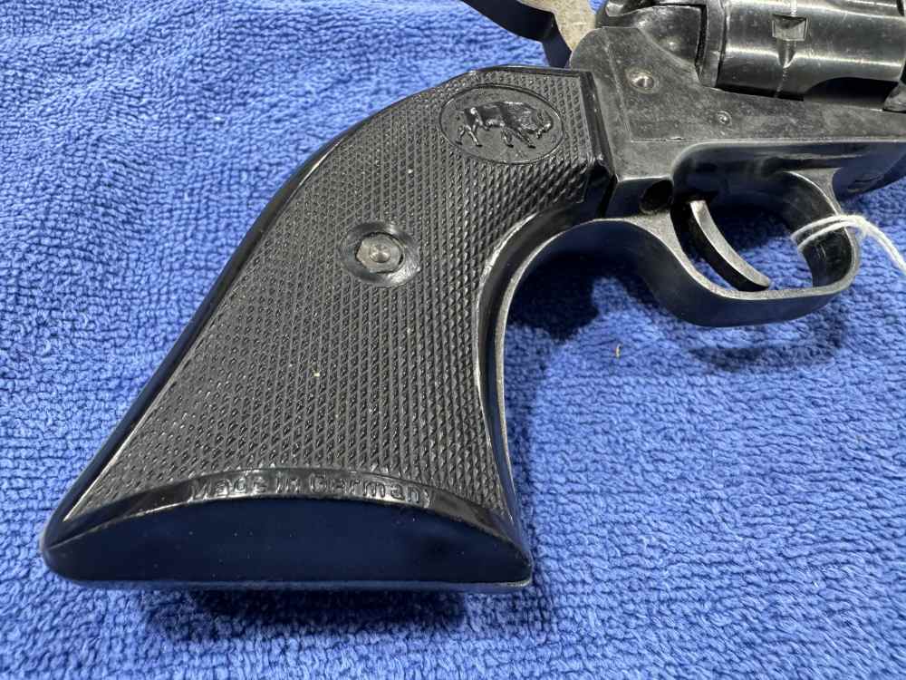 EIG REVOLVER 22 LR - RUSTY - INOPERABLE - NEEDS TO BE REPAIRED (J-1)-img-2