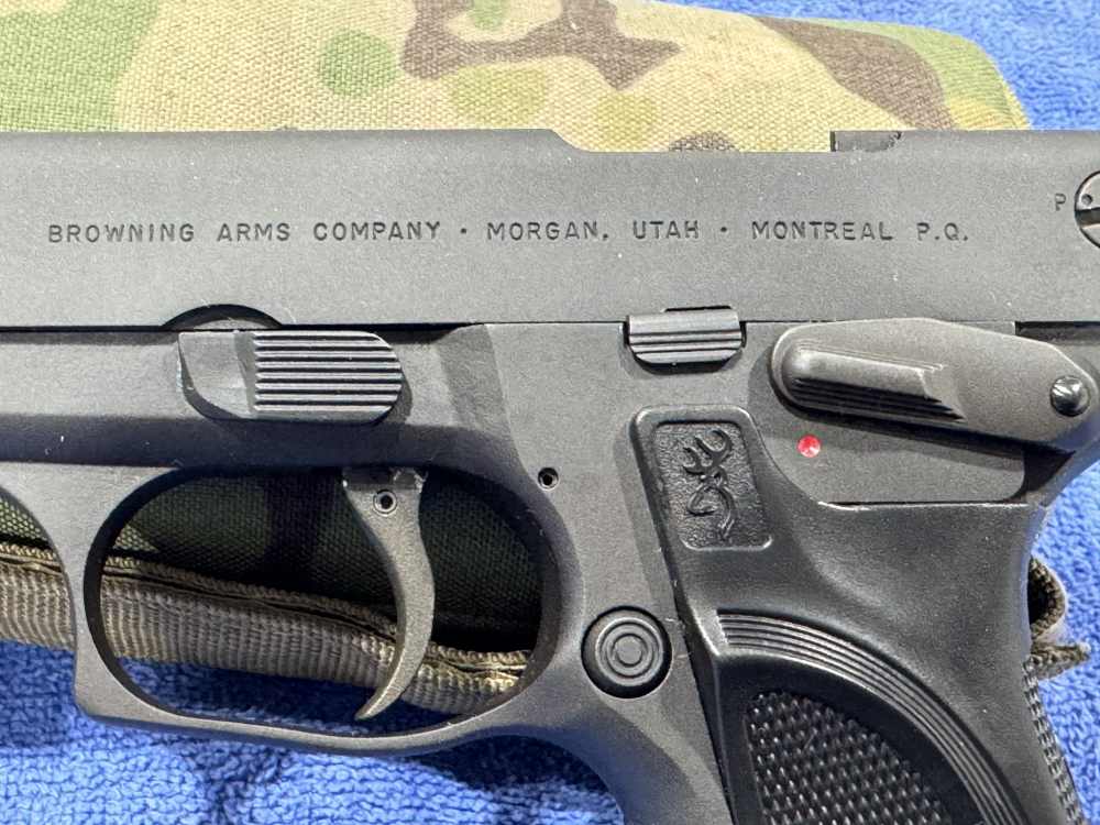BROWNING MODEL BDM 9MM PISTOL W TWO MAGS - GREAT CONDITION (J-7)-img-24