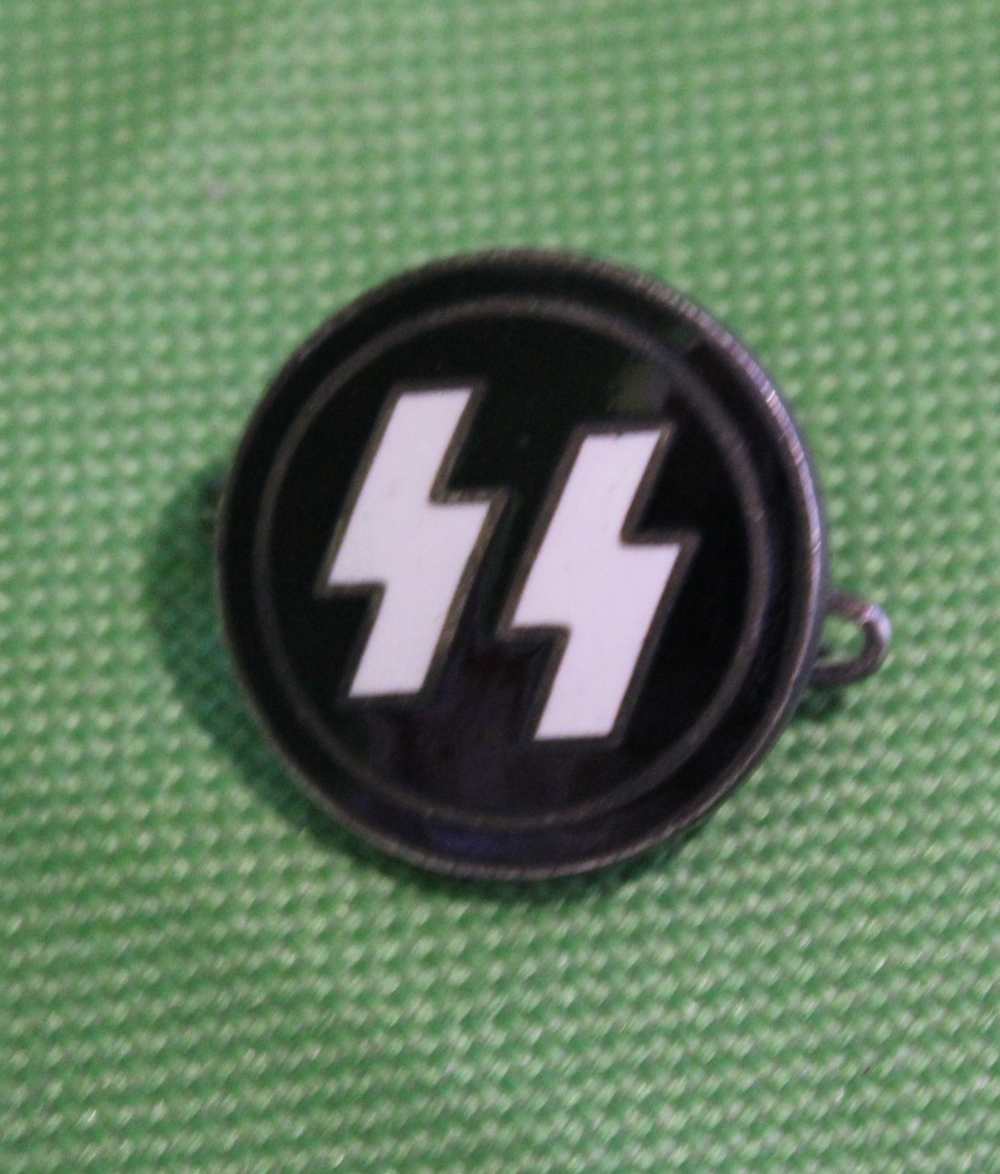 German WWII Waffen SS Enameled Party Pin QH-img-0