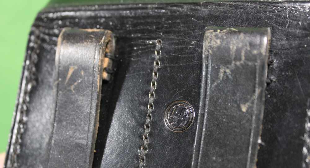 German WWII Waffen SS Leather Pistol Clip Pouch AH-img-5