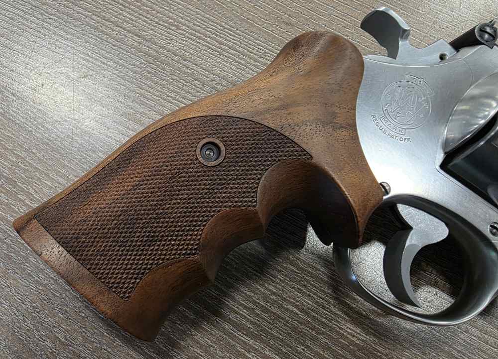Smith & Wesson Model 629-1 .44 Magnum 8" Shot Very Little-img-2