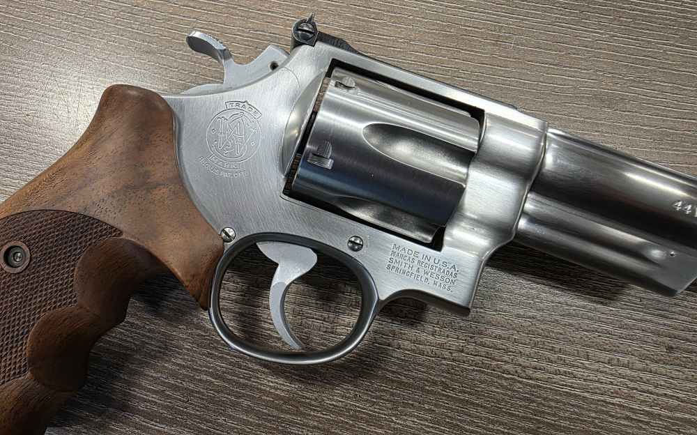 Smith & Wesson Model 629-1 .44 Magnum 8" Shot Very Little-img-3