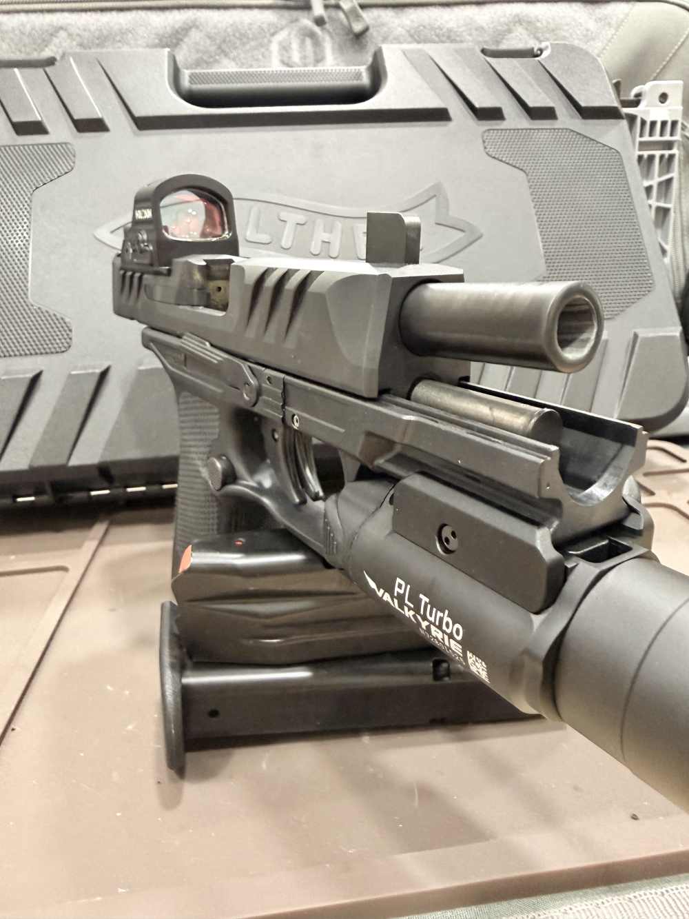 NEW Never fired Walther PDP F-Series 4" Holosun 507C Olight DPM Tri + 3 mag-img-8