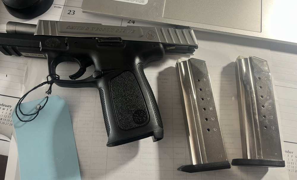 Smith and Wesson SD9Ve-img-6