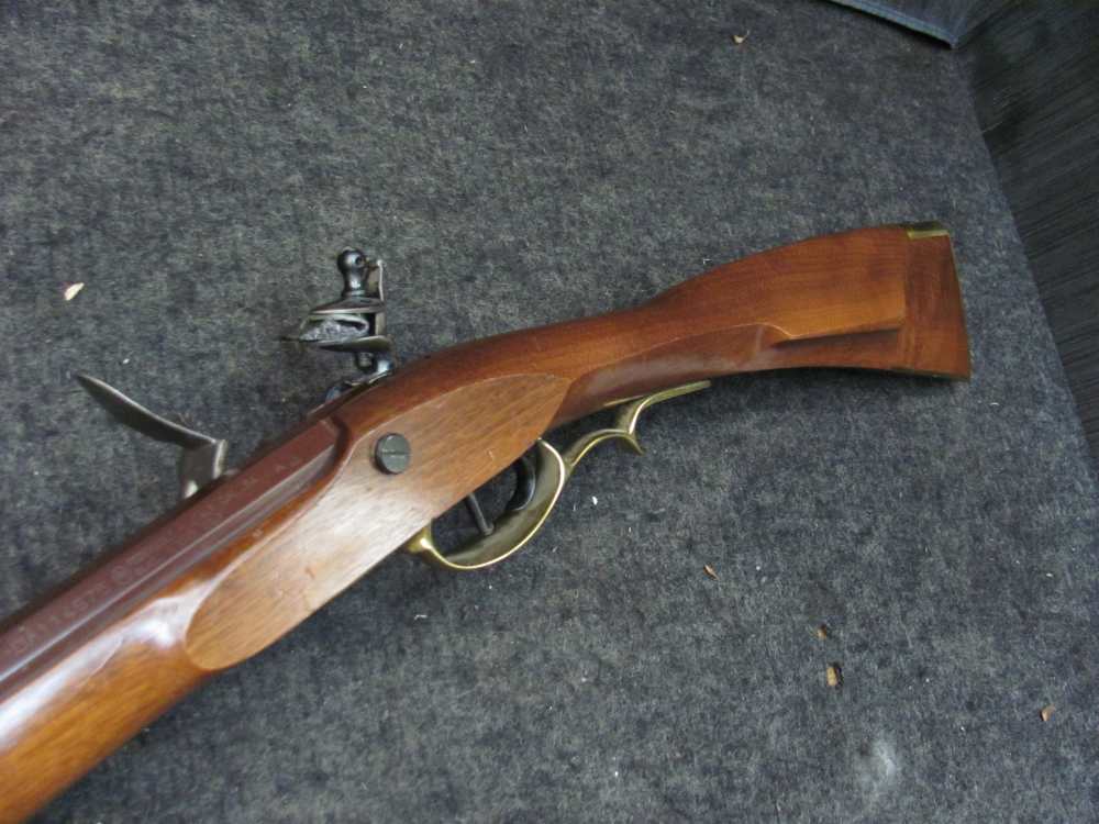 PEDERSOLI 54 Caliber Flintlock BIG Gun - Un Fired -  Frontier Rifle 2007 ?-img-26