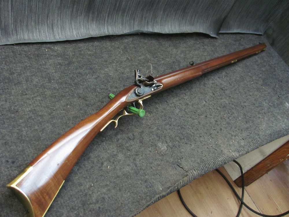 PEDERSOLI 54 Caliber Flintlock BIG Gun - Un Fired -  Frontier Rifle 2007 ?-img-0
